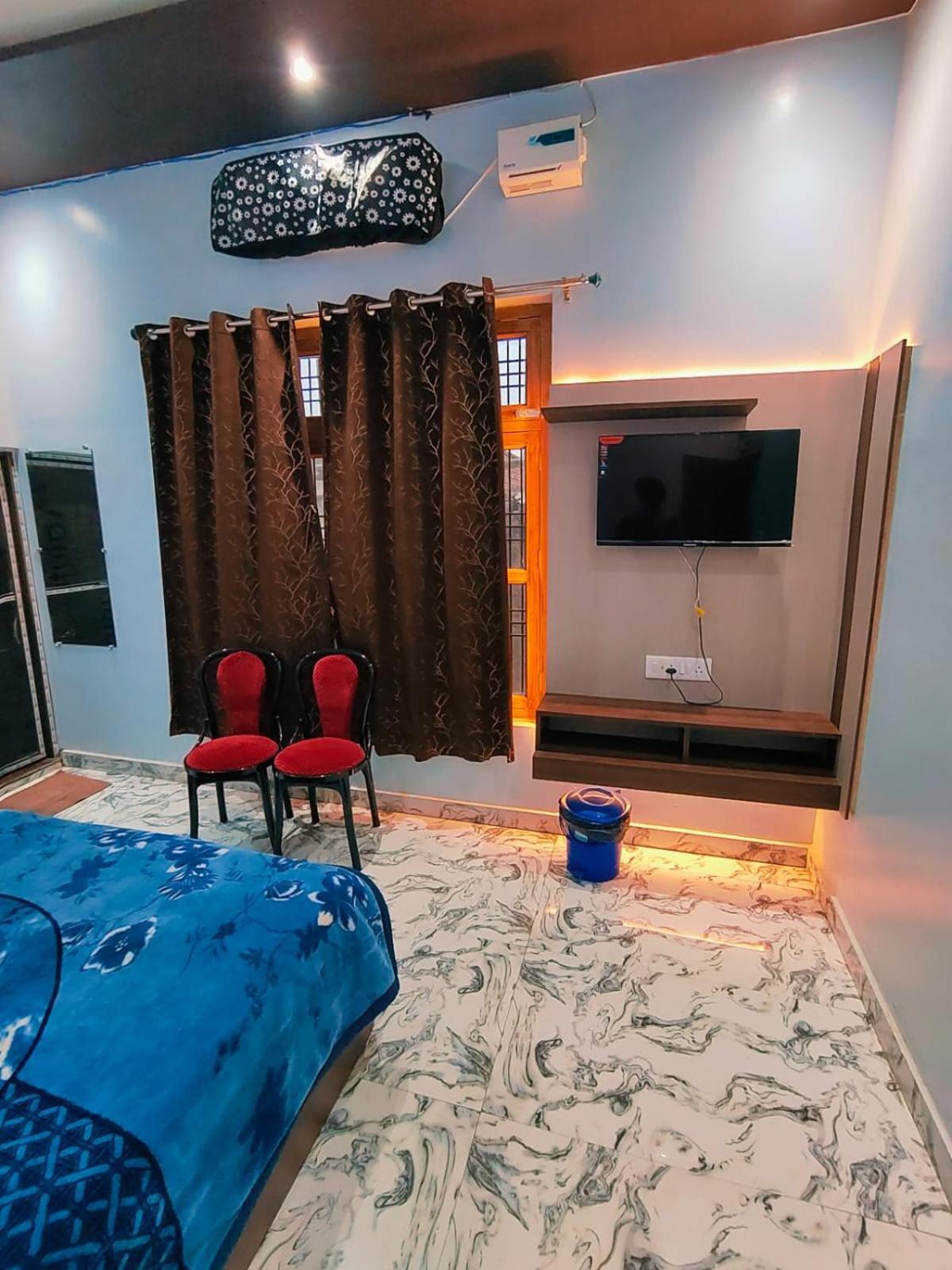 Kaka Guest House Ayodhya المظهر الخارجي الصورة